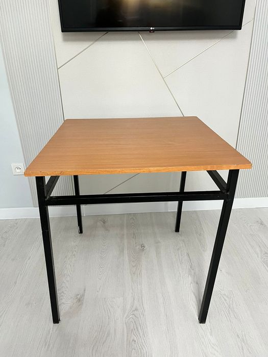 Продам б/у технику и мебель