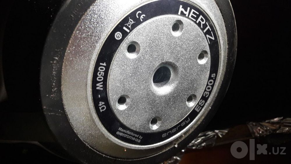 Original Hertz ES 300.5 — 12" / 1050W / 4 Ohm
