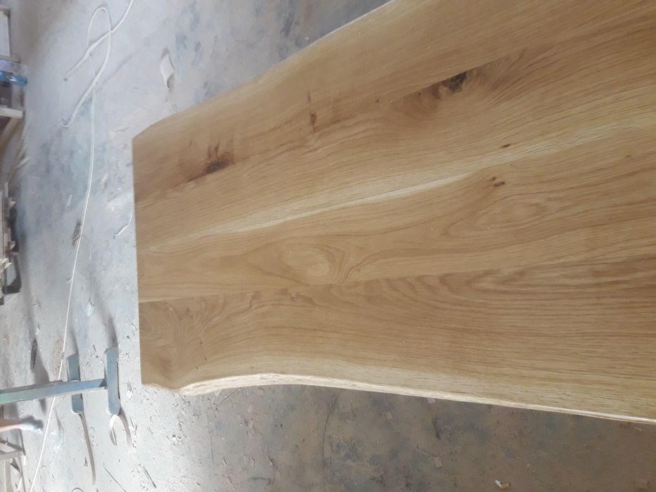 Трапезна дъбова маса