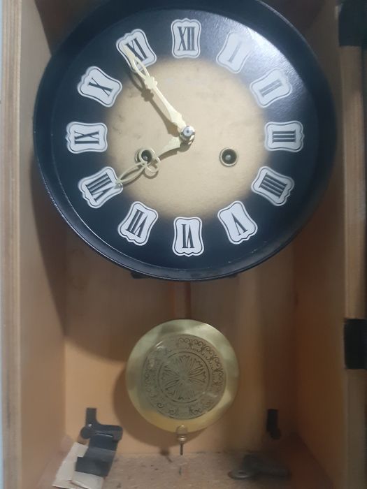 Соат сотилади.антиквар