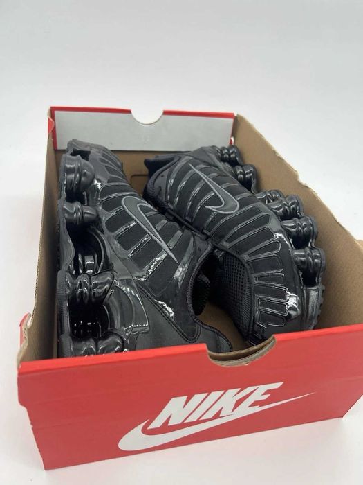 Обувки NIKE  Air Max Plus  Shox BLACK + КУТИЯ / 40 - 45 НОМЕР