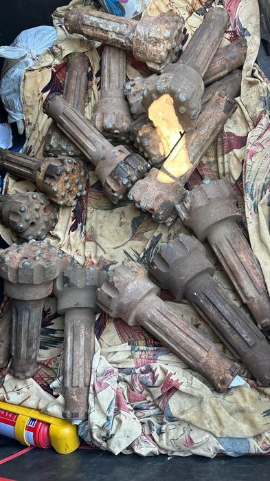 Долото буравой. Құдық қазатын