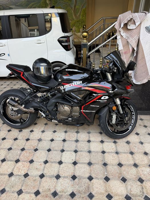 Qj moto 600RR 3900$