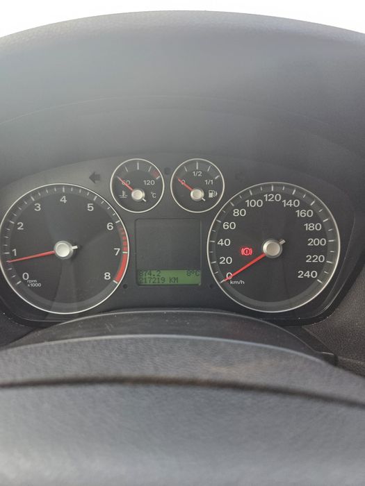 Ford Focus 2 1.6i / Recent Adus / O77I46I478