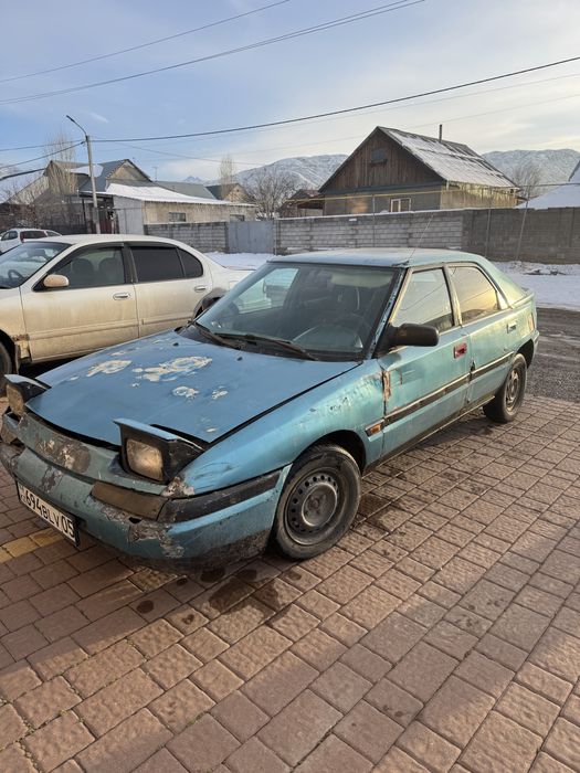 Мазда 323 хэтчбек на ходу