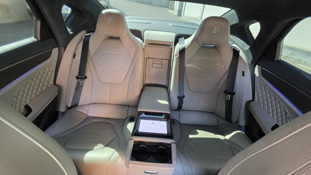 BYD han 3,9 awd dual mator