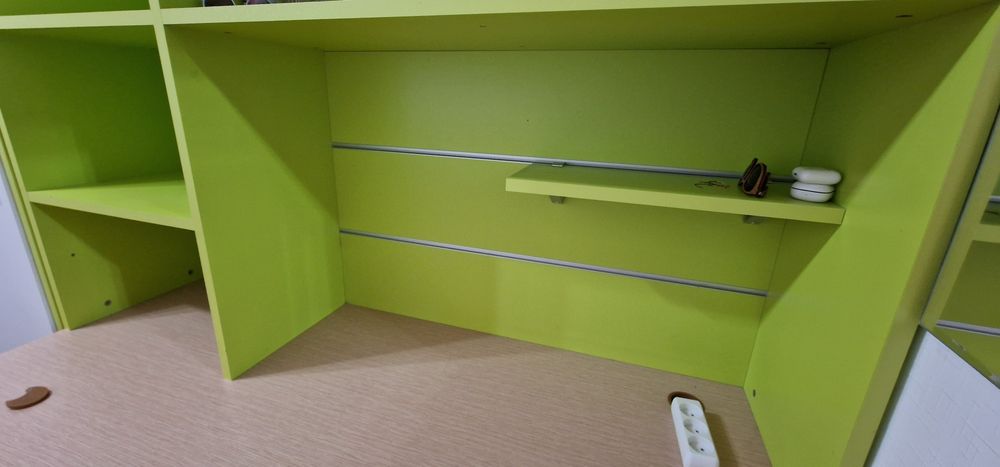 Детская стенка с кроватью