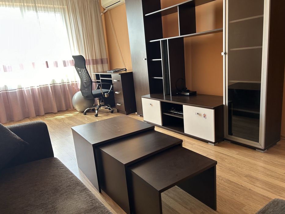 Inchiriez apartament 3 camere Fizicienilor - Sect 3