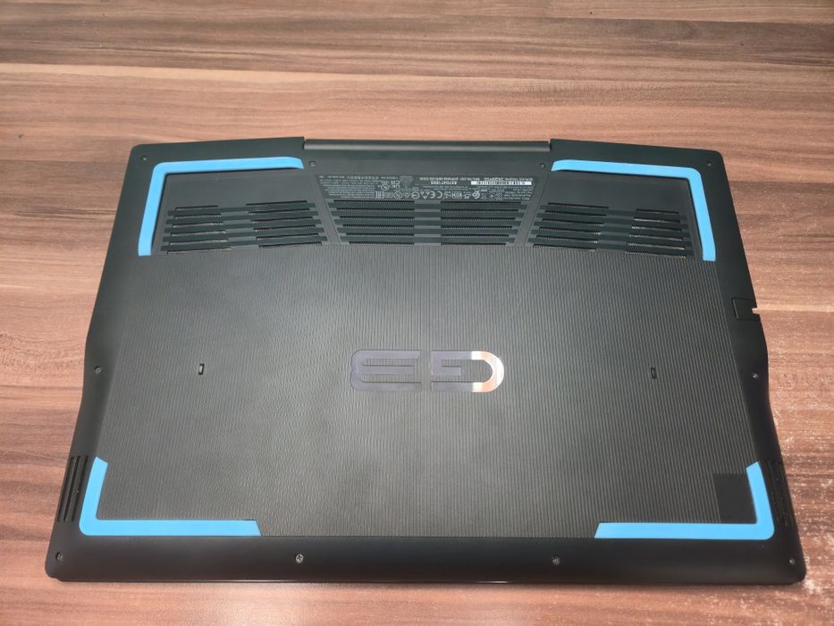 Laptop Gaming Dell G3 15 3500, i5 gen 10, GTX 1650, 16GB RAM, stare excelentă