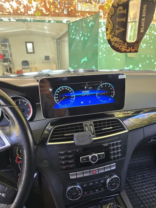 Navigatie android Mercedes C Class w204 Carplay Waze YouTube BT