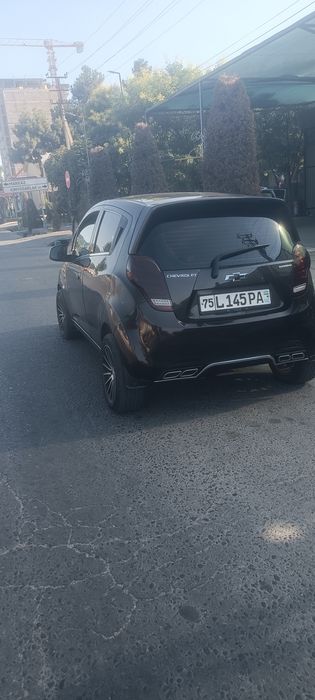 Спарк сотиладихолати Зур метани бор