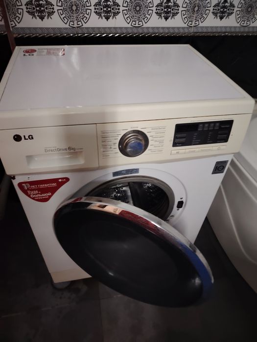 Продаётся Автомат Стиральная машина LG  6 кг