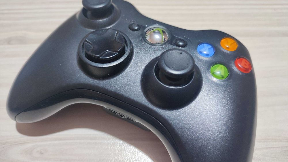 Xbox 360 контролер оригинален