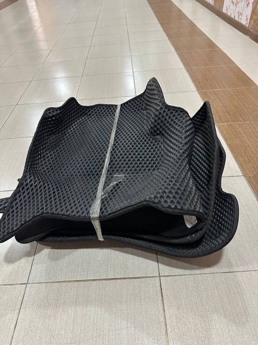 Trachker 1 chexol polik sotiladi arzon ideal