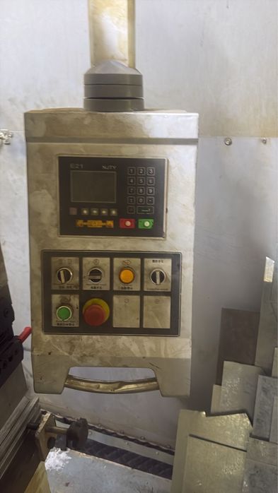 Листогибочный пресс 63/2500 ЧПУ Е21