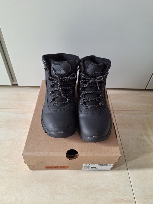 Ghete/ Bocanci baieti Sprandi Earth Gear, marimea 39, aproape noi