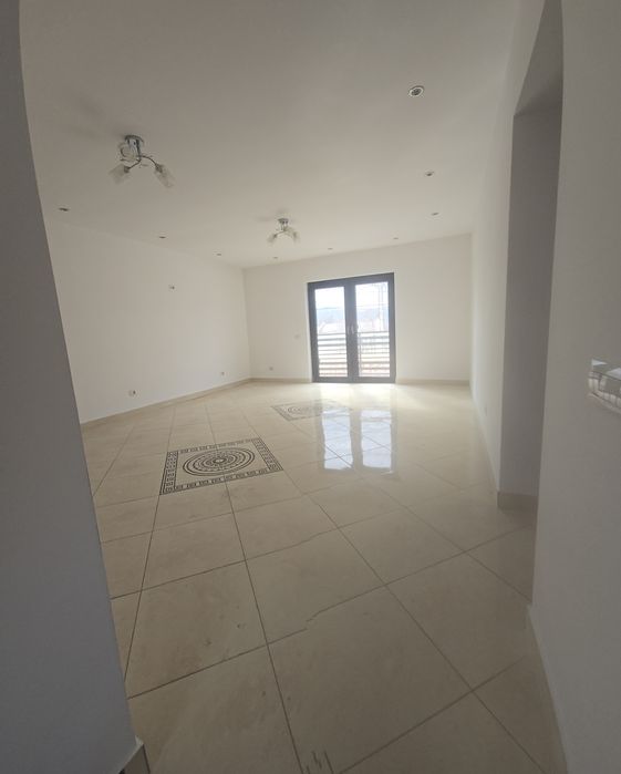 Spațiu comercial centru Dumbrava Rosie Dn