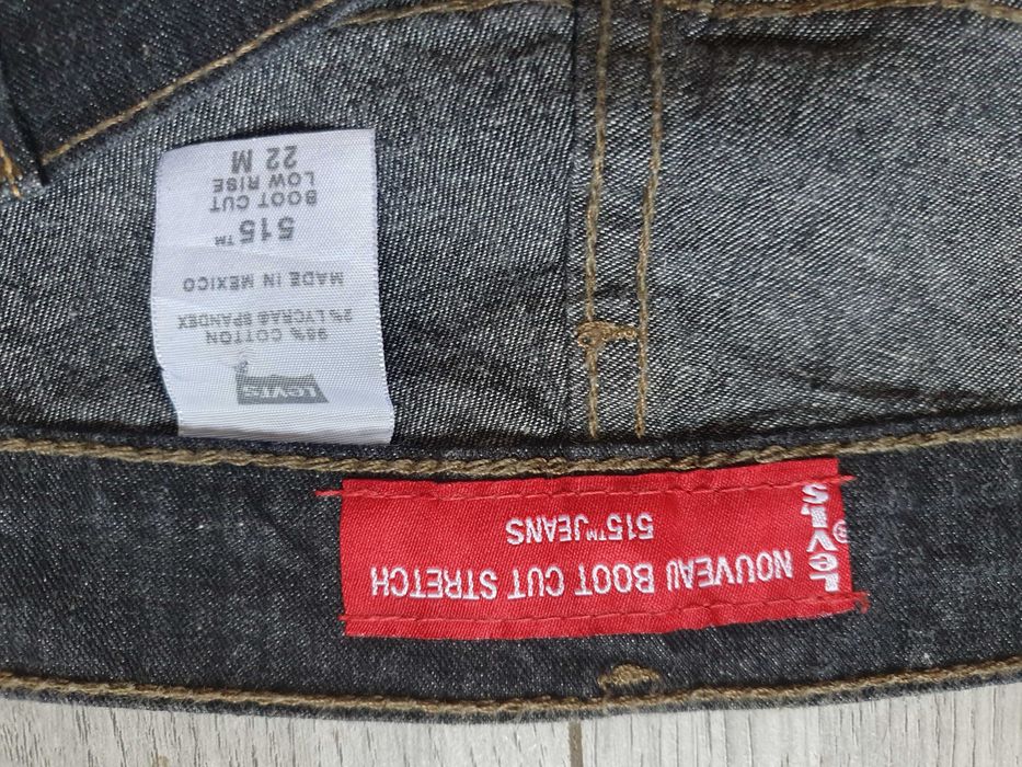 Blugi LEVI'S 515 Boot cut / Low Rise femei- Marime 22 M (Talie 116 cm)