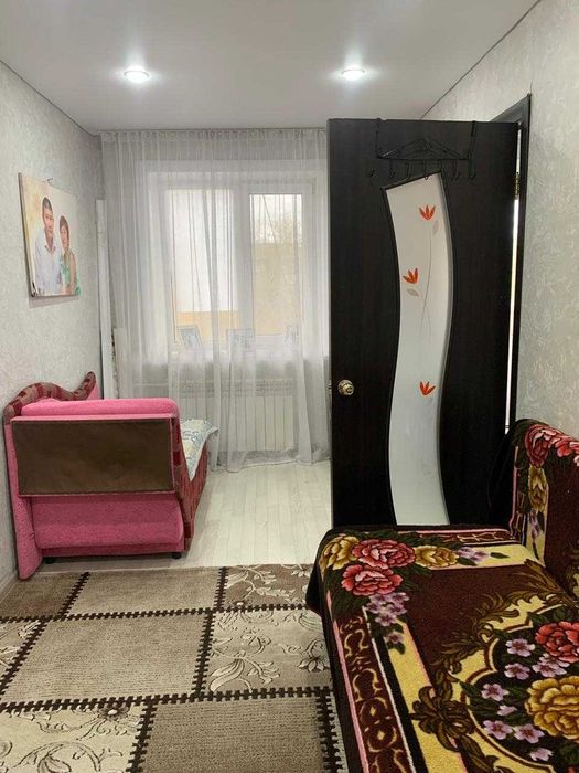 Продам 2х комн квартиру Мкр БЖ