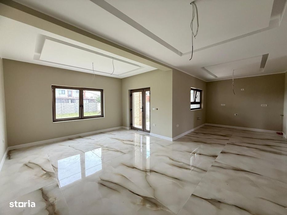 Casă individuală în Giroc, zonă liniștită, spații generoase