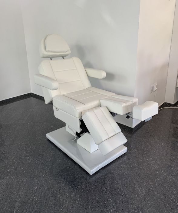 Електрически столове за педикюр с 3 мотора – НОВИ
