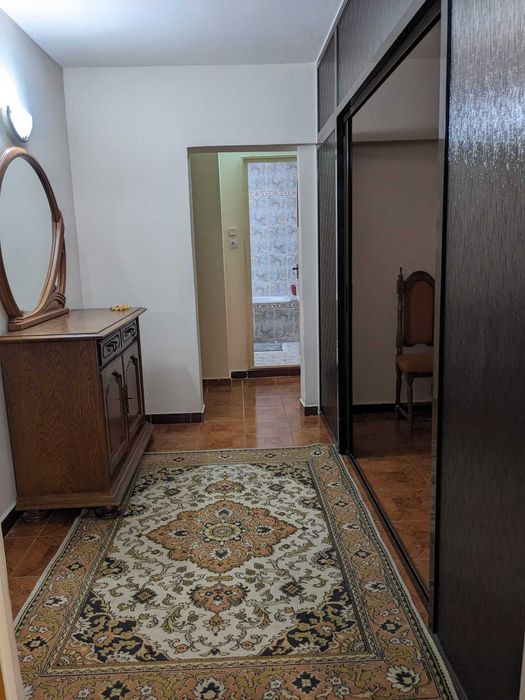 Inchiriere apartament
