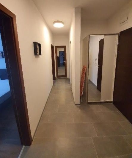 Дава се под наем Тристаен апартамент в София, Красно село - 105 кв.м за 561 € - Снимка #4