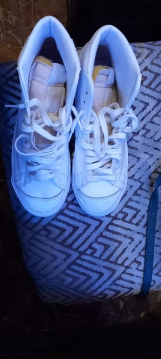 Nike Blazer Mid Sneaker - All White