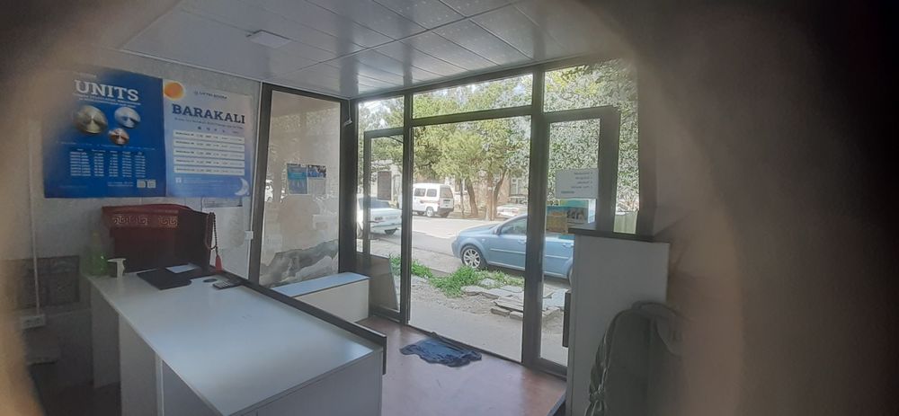 Ko'chma do'kon sotiladii