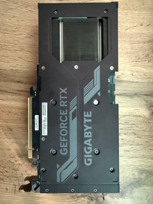 Видеокарта Gigabyte RTX 4070 12GB