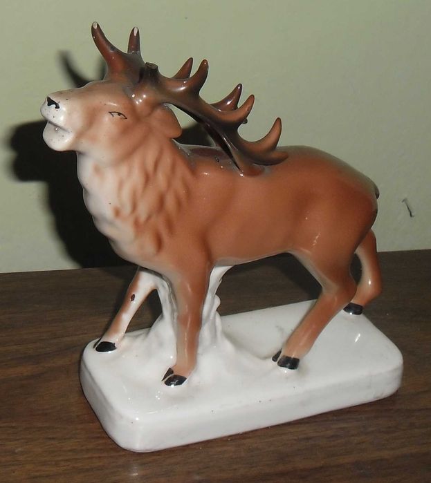 Lot 9 bibelouri reprezentând diverse animale