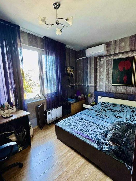 Продава се Двустаен апартамент в Пловдив, Център - 58 кв.м за 2432 €/кв.м - Снимка #2
