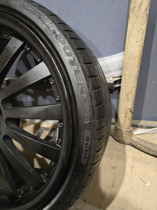 Джанти с гуми 20" цола OXXO 5х112мм