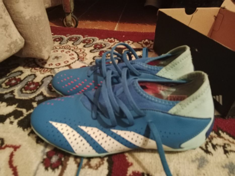 Бутсы Адидас accuracy3 оригинал 37 размер