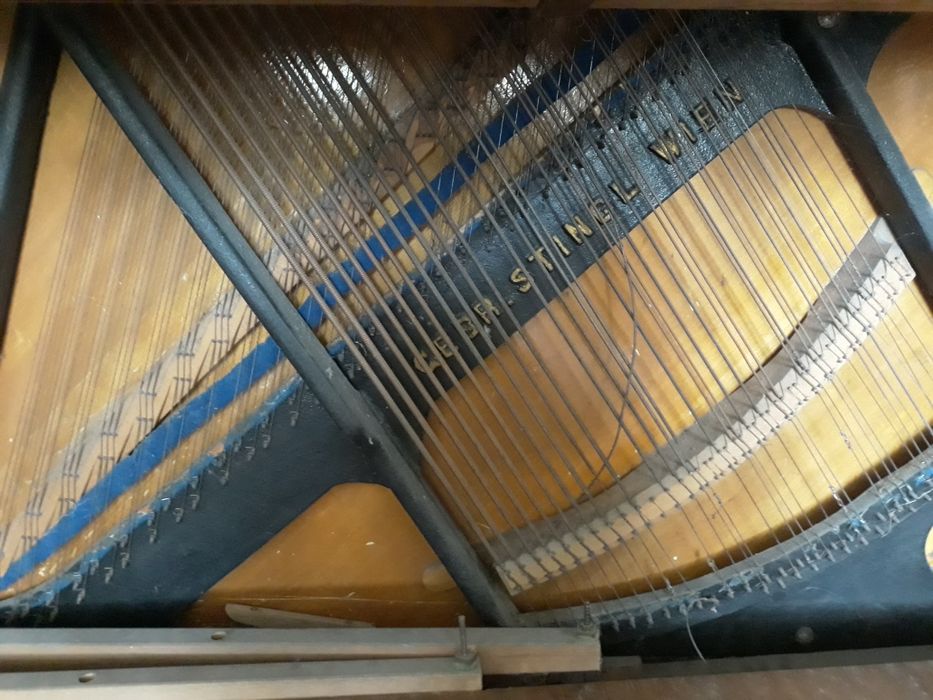 Pianina Gebriider Stîngul Wien