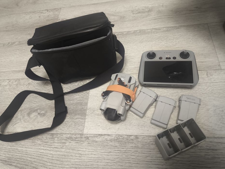 Продам дрон dji mini 3 pro fly more kit