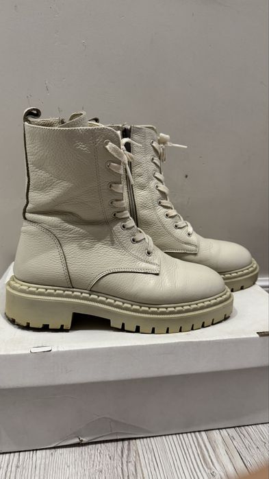 Ботинки осень/весна молочный оттенок