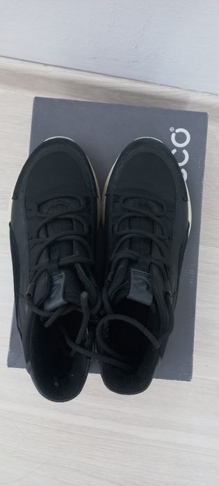 Подростковая обувь 37р на мальчика