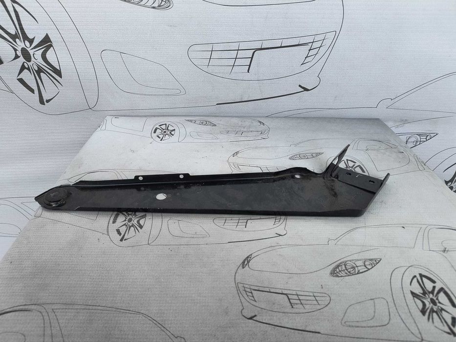 Suport Superior Trager Stângă Volkswagen Passat B8 2017 / 2015-2023 Cod OEM 3G0806929 (5C2)