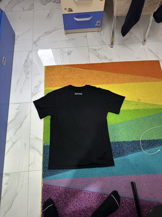 Tricou Essentials ( NOU )