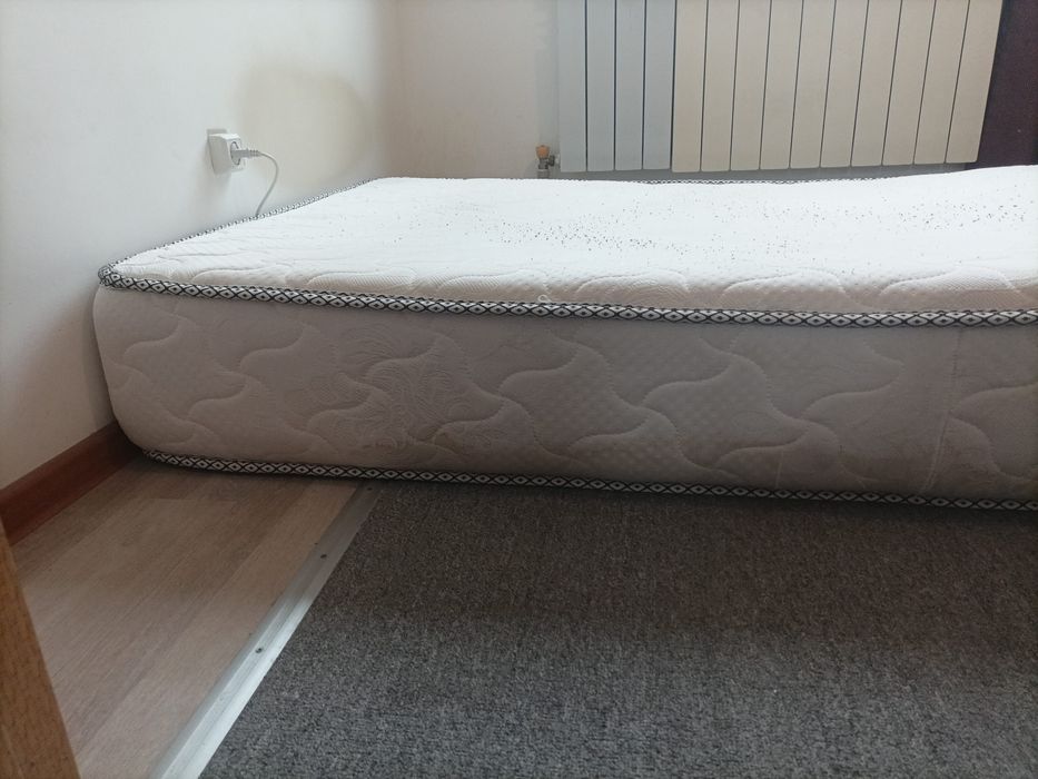 Продам матрас 120*200