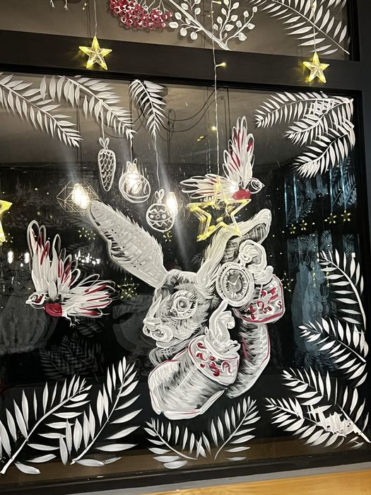 Рисунки на окнах