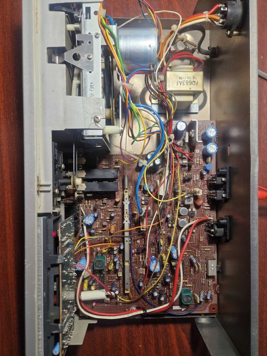 Sharp RT-10 Stereo Cassette Deck | Made in Japan | Pentru reparație