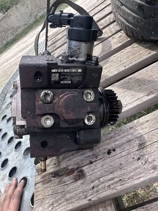 Горивна помпа/ГНП Opel Vivaro/Renault Trafik/Nissan Primastar 2.0 115