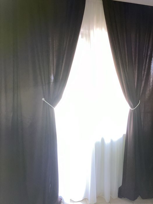 Готово ушити плътни завеси