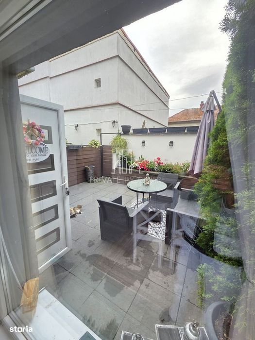 Casa renovata, 3 camere, 2 bai, Zona Centrală