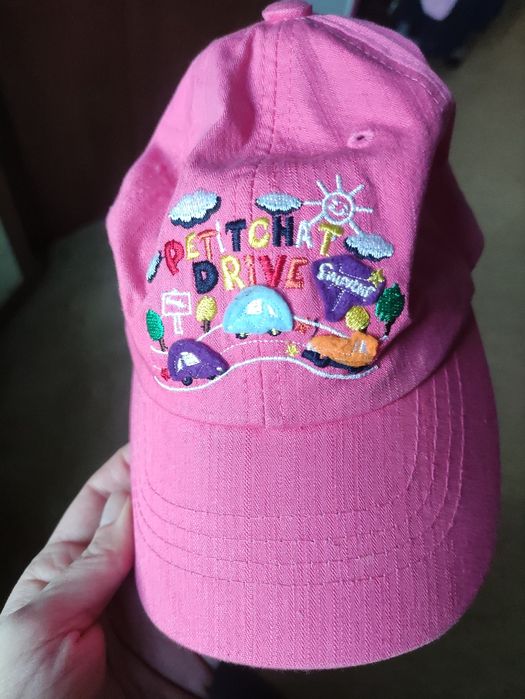 Детска лятна плетена шапка за момиче