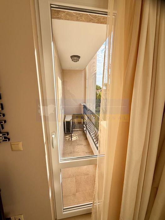 Продава се Двустаен апартамент в Черноморец - 78 кв.м за 1924 €/кв.м - Снимка #12