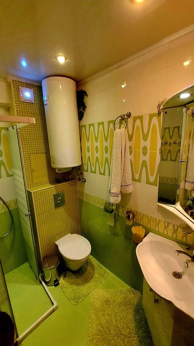 Дава се под наем Двустаен апартамент в Бургас, Славейков - 55 кв.м за 280.5 € - Снимка #6