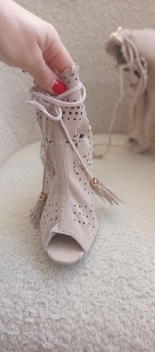 Летни боти за модерни дами